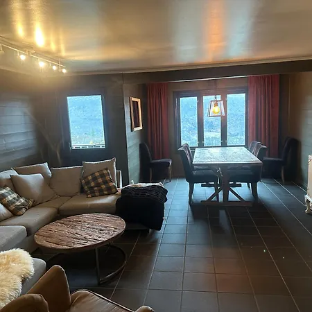 Hemsedal-toppen Av Skarsnuten Feriehus *